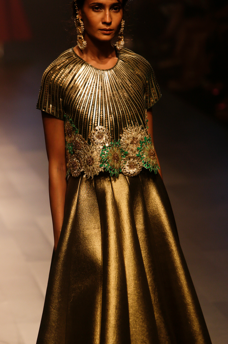 Illustration for article titled Some Dramatic Moments at Lakme Fashion Week